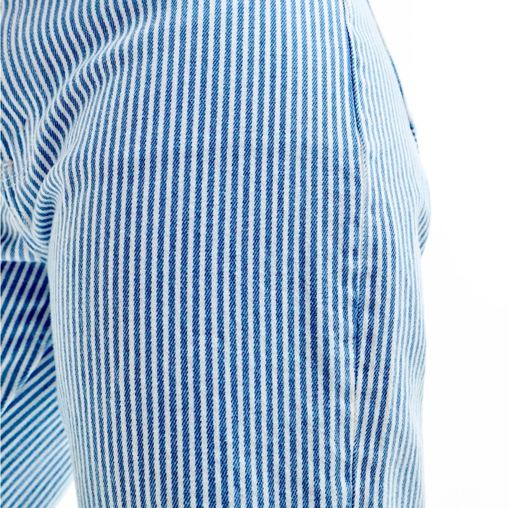 Abercrombie & Fitch Curve Love 90s relaxed fit jean in blue white stripe 31S NWT - Picture 3 of 10